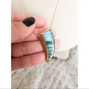 Stella & Dot Split Stone Pendent Necklace
